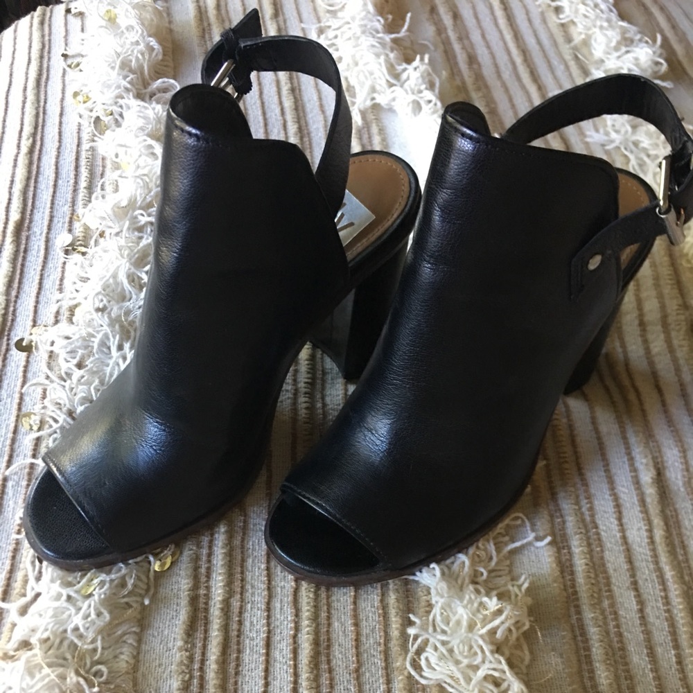 Dolce vita size 8 black leather block heel